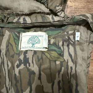 Mossy Oak Camouflage Vest with no seat